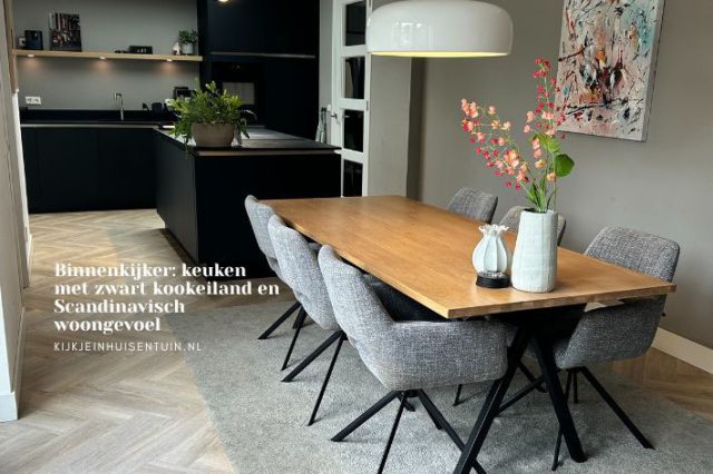 binnenkijker-keuken-met-zwart-kookeiland-en-scandinavisch-interieur.jpg